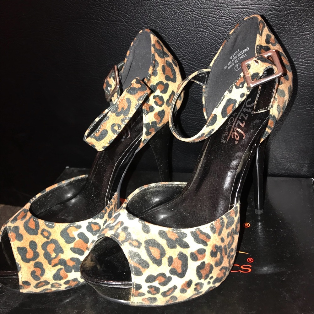Cheetah print pumps